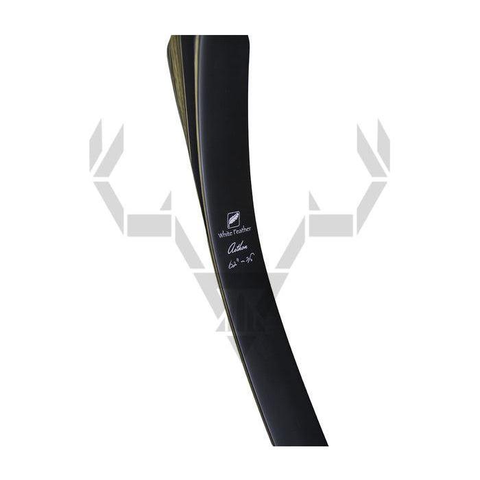 White Feather One Piece Aethon vastakaarijousi